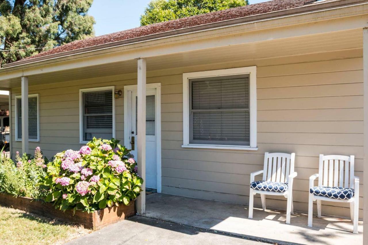 West End Neighborhood Cottage Santa Rosa Esterno foto